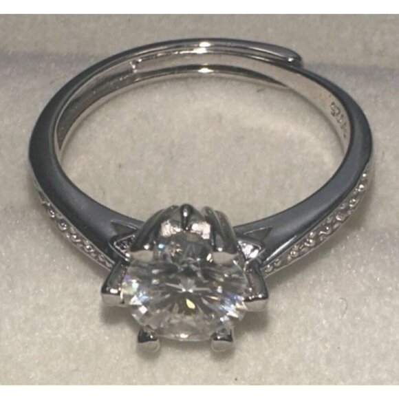 GRA Moissanite Solitaire Ring 1.0ct Sterling Silver 925 - Picture 3 of 9